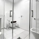 Tierra Wifi Free Private Bathroom , Town