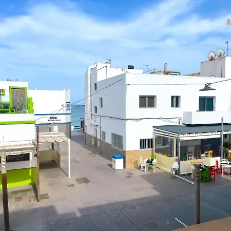 Tierra Wifi Free Private Bathroom , Town Appartement *
