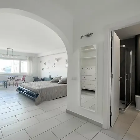 Appartement Tierra Wifi Free Private Bathroom , Town