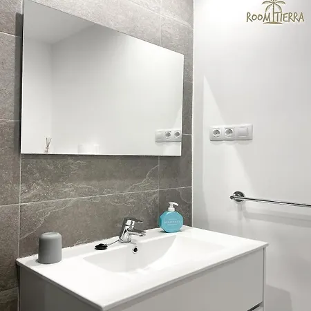 Tierra Wifi Free Private Bathroom , Town *