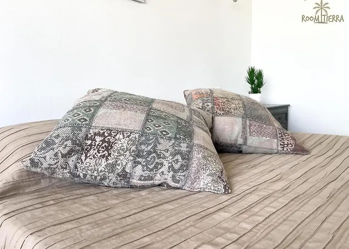 Lägenhet Tierra Wifi Free Private Bathroom , Town