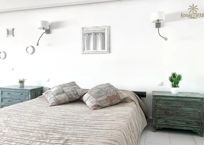 Tierra Wifi Free Private Bathroom , Town Lägenhet