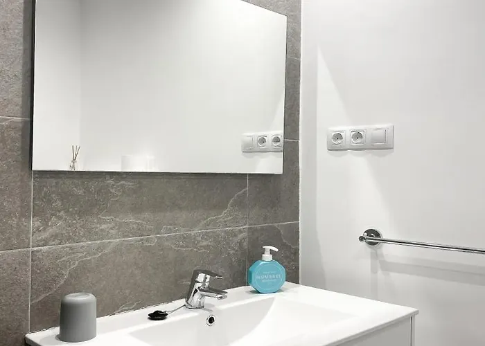 Tierra Wifi Free Private Bathroom , Town *